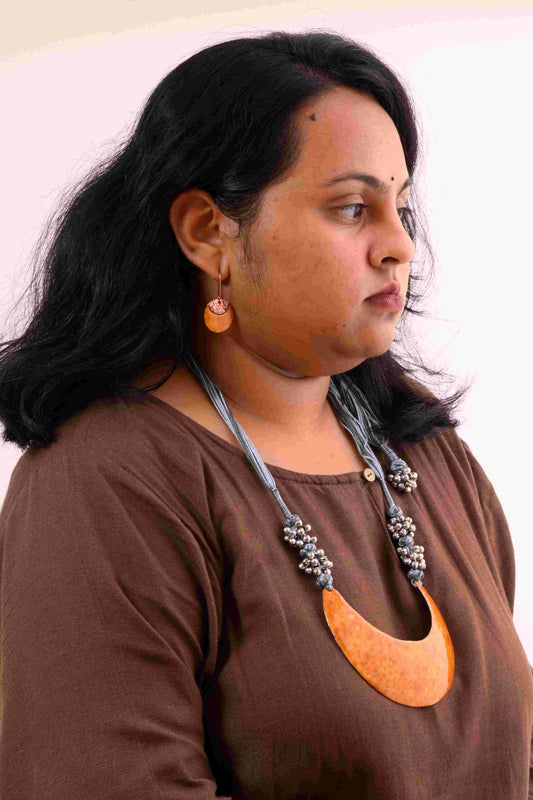 Suvarna Nav-Chandra handcrafted jewelry set