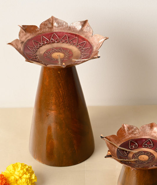 EkiBeki Handcrafted lamps Archana Samai Diya Stand - Large (Red)