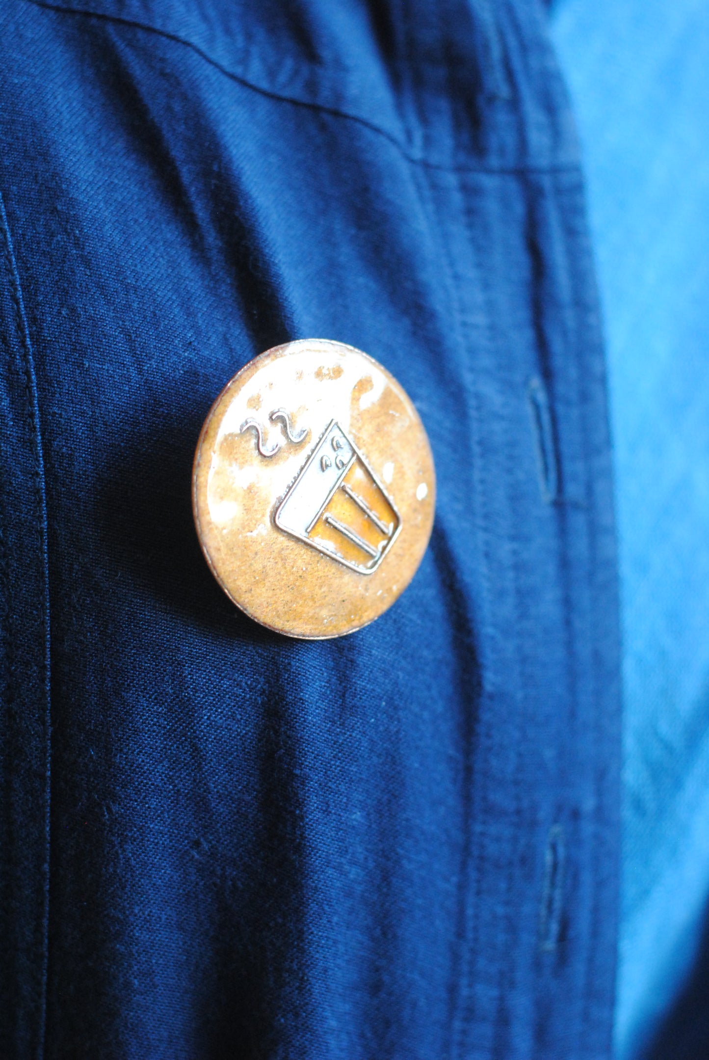 Copper enamel trinkets, funky lapel pin handcrafted in Maharashtra, India. Chai paani theme