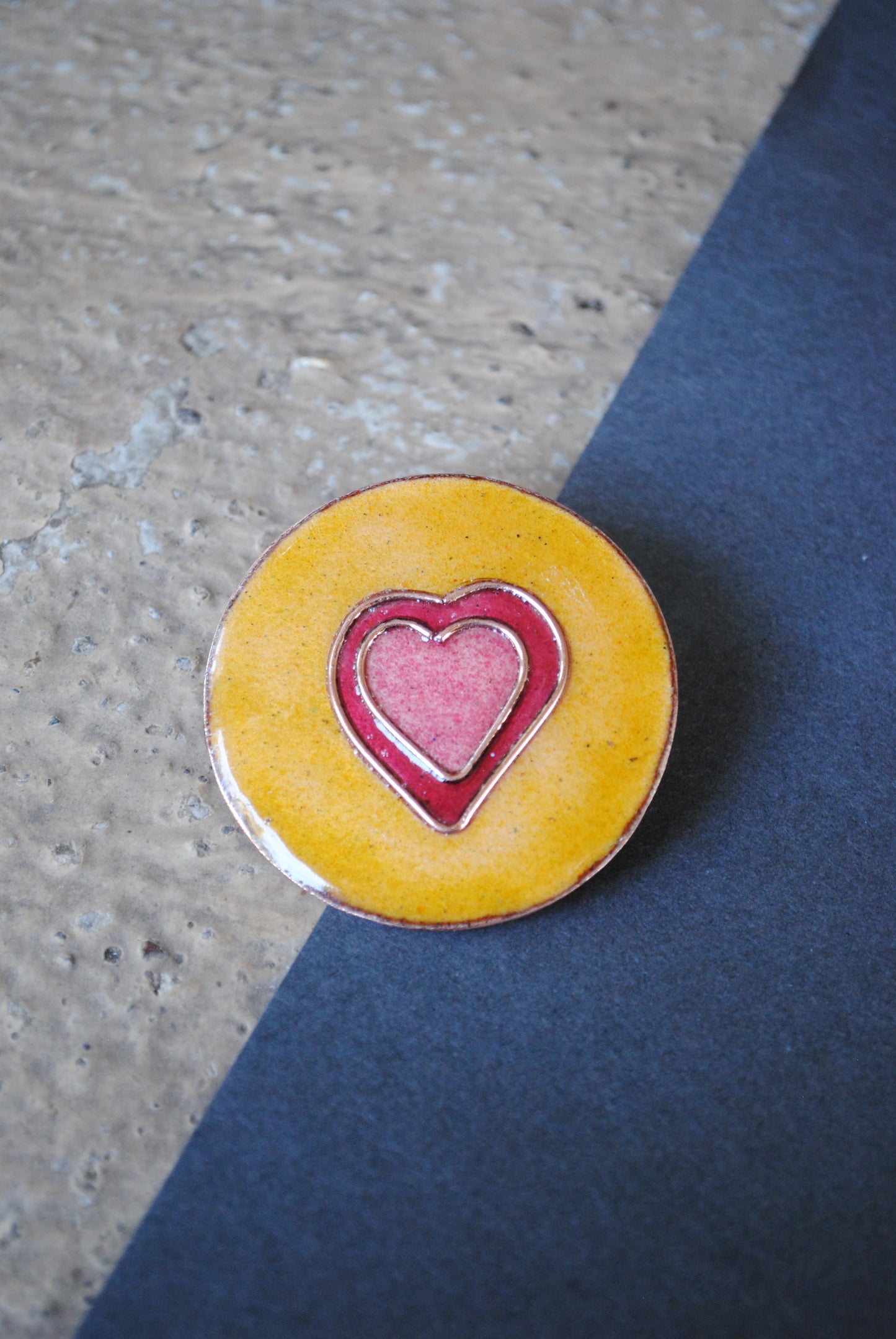 Copper enamel trinkets, funky lapel pin handcrafted in Maharashtra, India. Dil heart theme