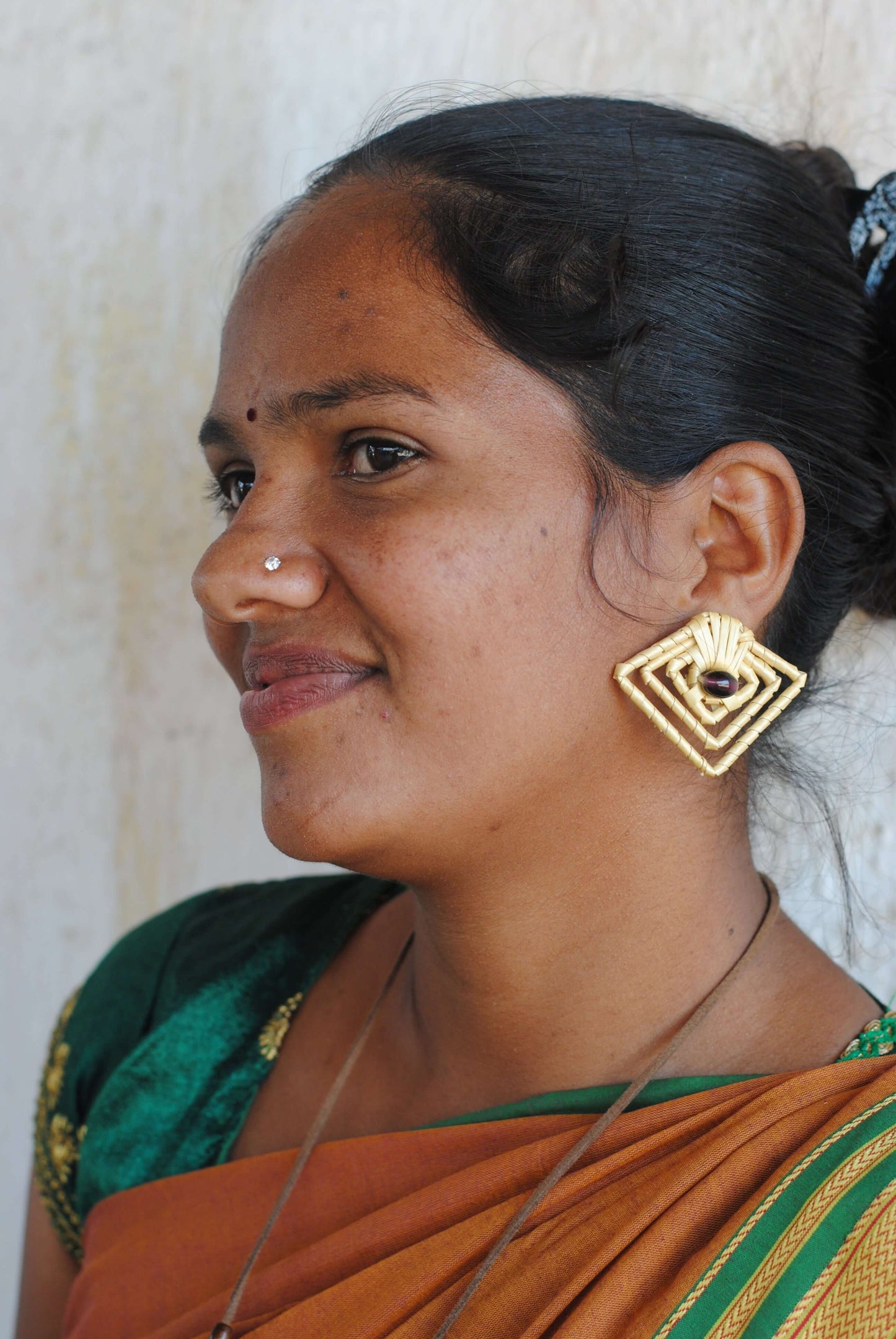 Truna natural fibre golden grass and copper enamel handcrafted earrings from Odisha, diamond shape