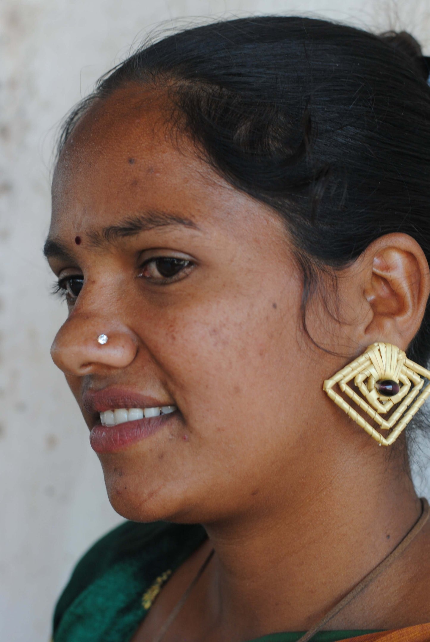 Handcrafted Handwoven Heera Earring
