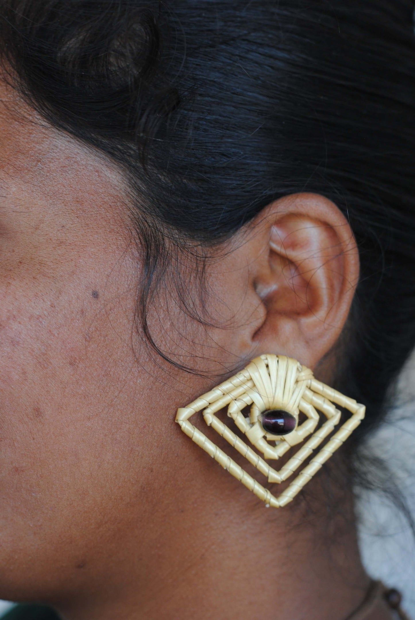 Handcrafted Handwoven Heera Earring