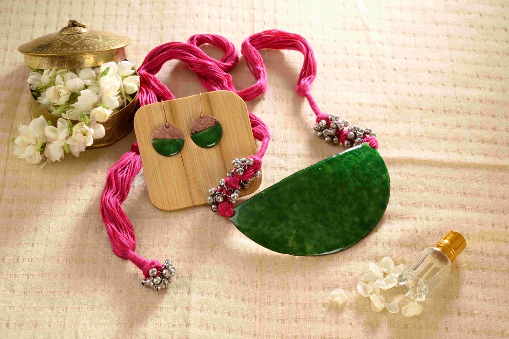Harini Ardha-Chandra handcrafted jewelry set