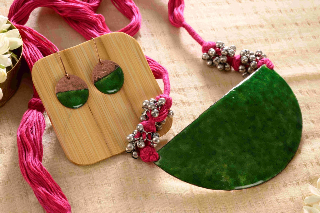 Harini Ardha-Chandra handcrafted jewelry set