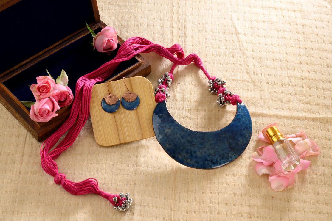 Neela Nav-Chandra handcrafted jewelry set