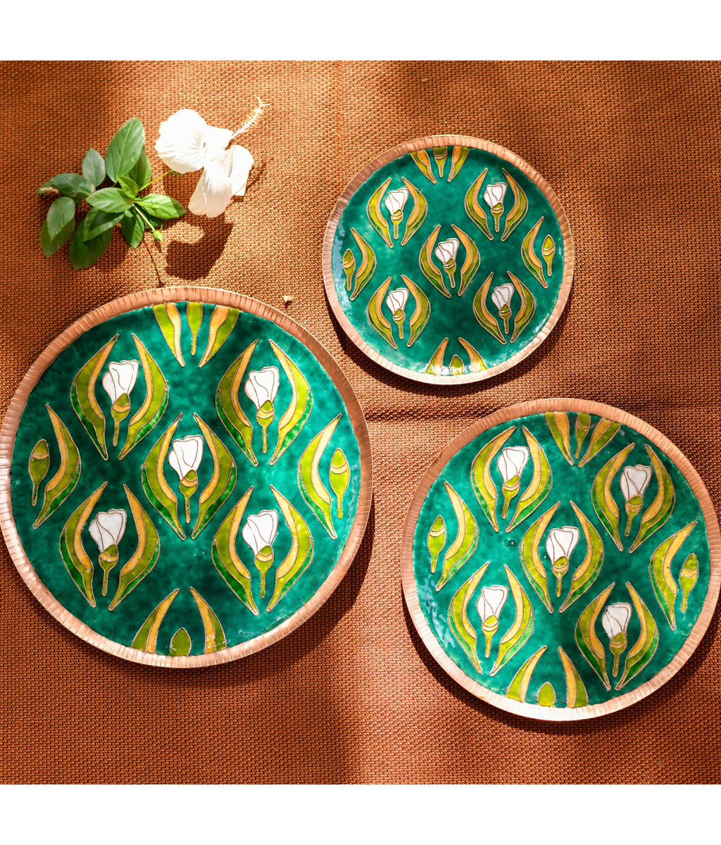 Ekibeki  Handcrafted Gardens of Vishwakarma Copper Enamel Wall Plate - Green Wildflower (1pc)