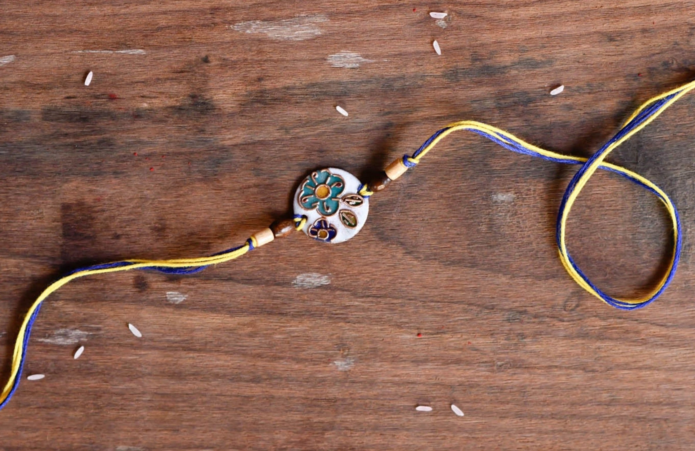 Rakhis- Minimal series