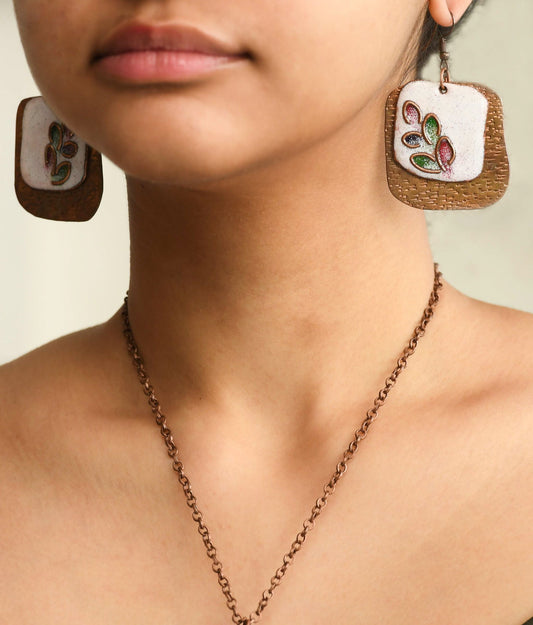 Ekibeki Phyllo Leaflet Copper Enamel Earrings (1 Pair)